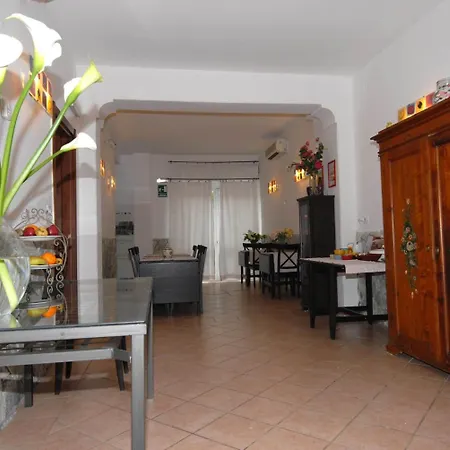 Hotel Luana 2*